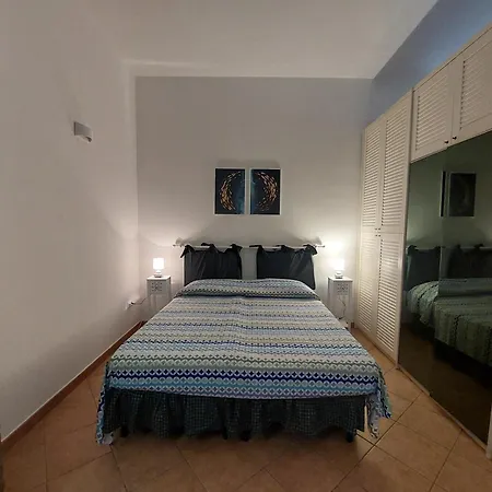 Cala Seggiola Alojamento de Acomodação e Pequeno-almoço 3*