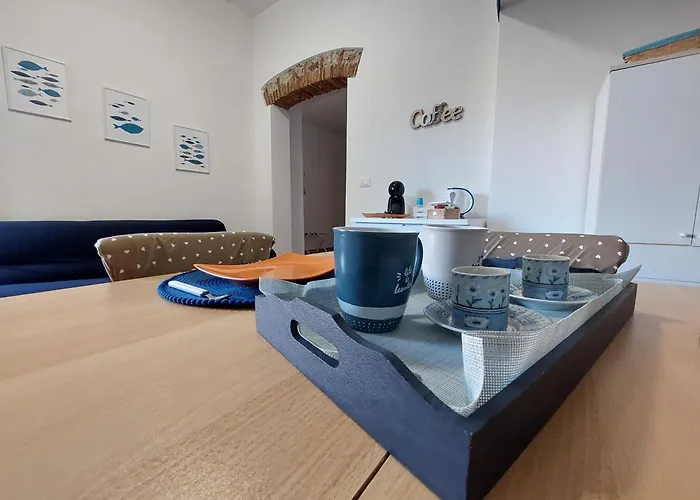 Alojamento de Acomodação e Pequeno-almoço Cala Seggiola Pizzo (Calabria)