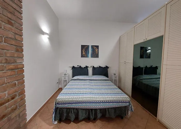 Alojamento de Acomodação e Pequeno-almoço Cala Seggiola Pizzo (Calabria)